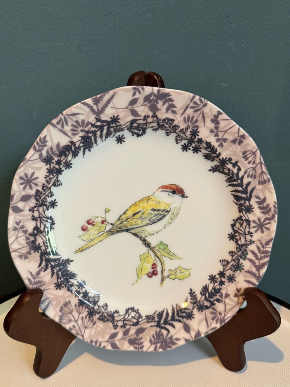 ANTHROPOLOGIE Birdwatcher Salad Dessert Plate Bird 7.75” Japan Forestcore